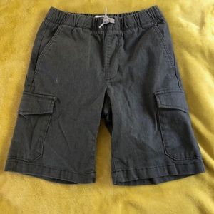 Boys Old Navy cargo shorts gray size 10/12